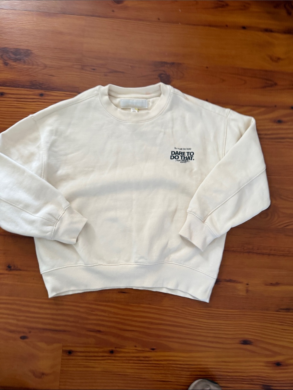Zara Cream Crewneck Sweatshirt with 'Dare To Do That' Chest Graphic